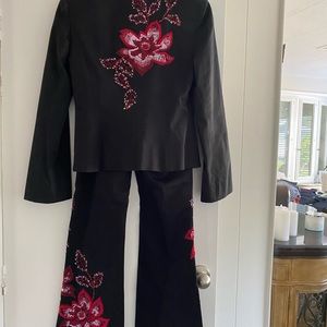 Cache embellished pant suit